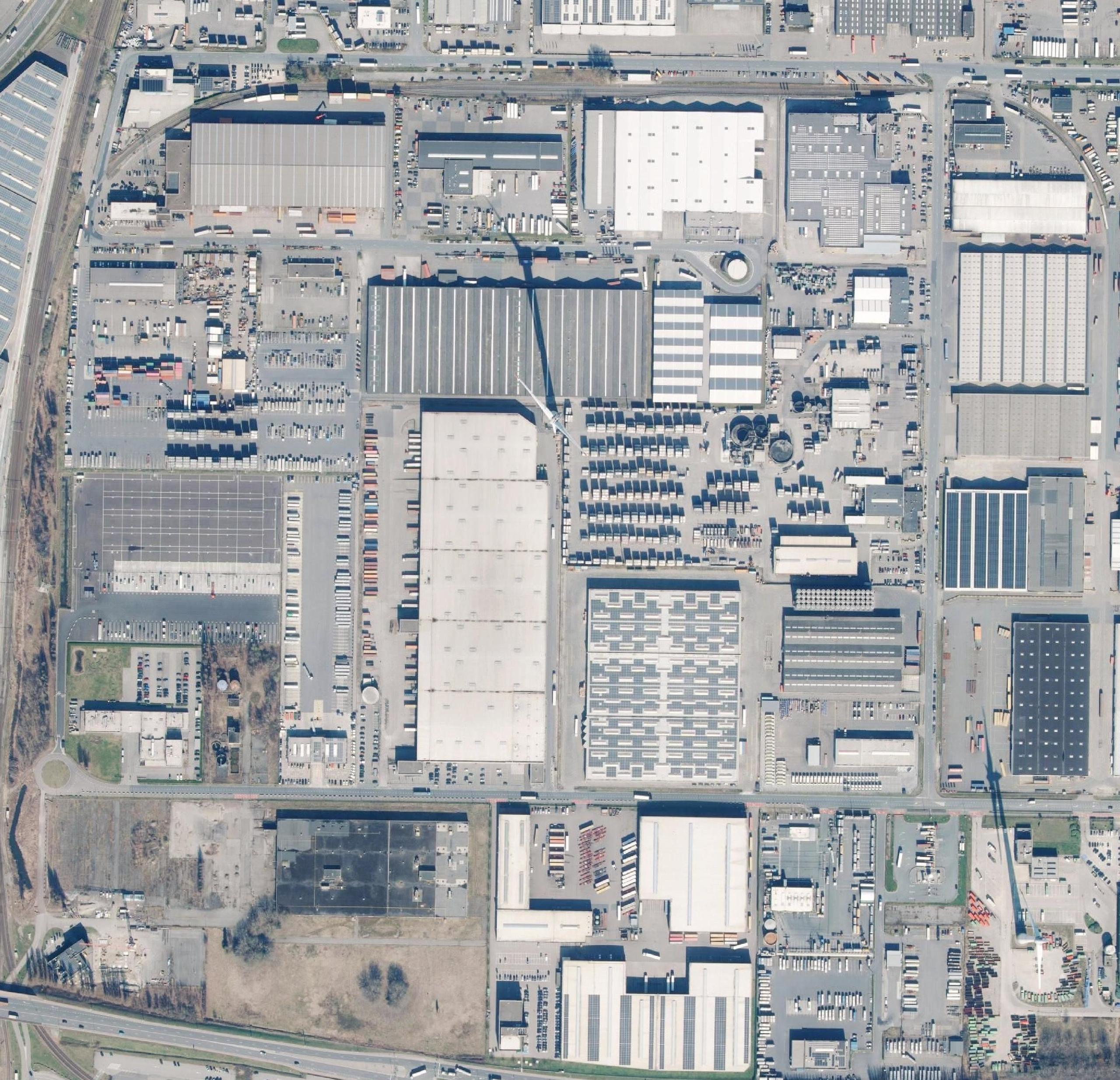 Windrose Park Antwerp — high-resolution aerial of the Port of Antwerp assembly site